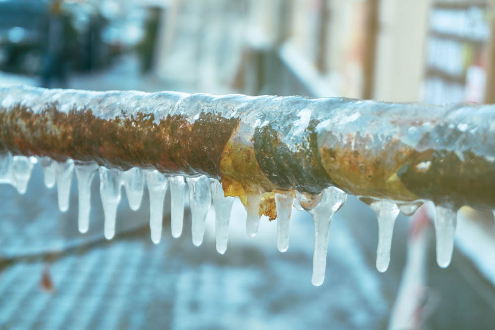 frozen pipe frozen pipe